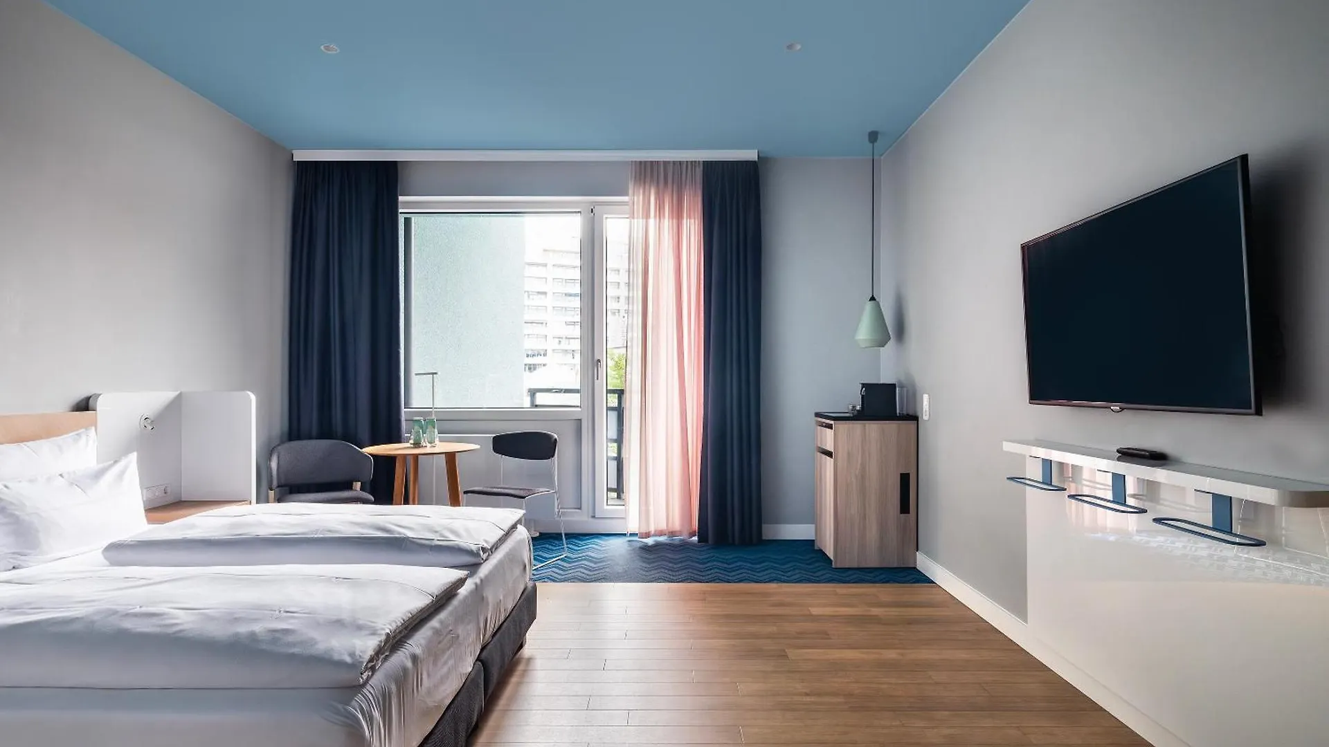 Numa Berlin Kudamm Aparthotel